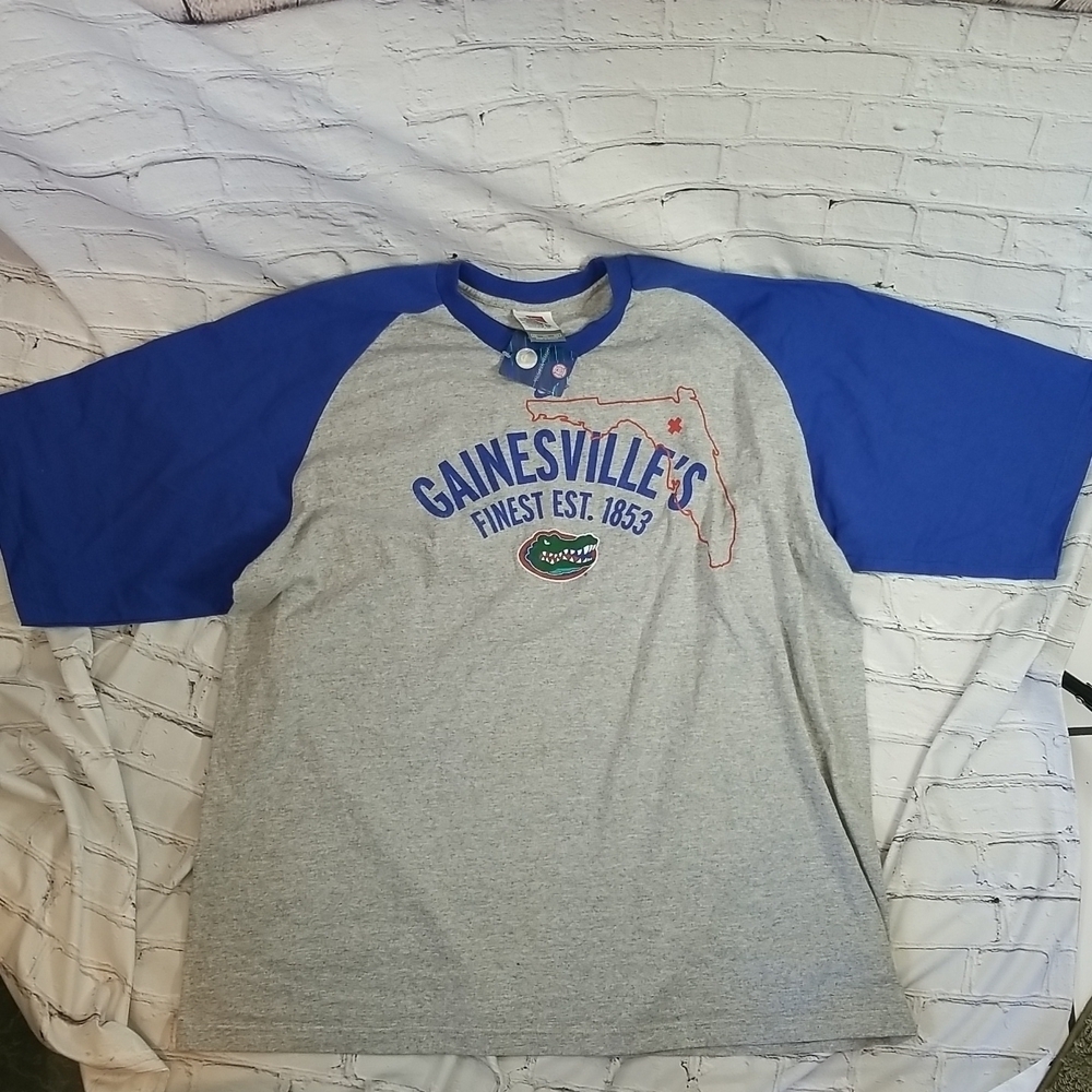 NWT Nike the university of Florida Gators shirt